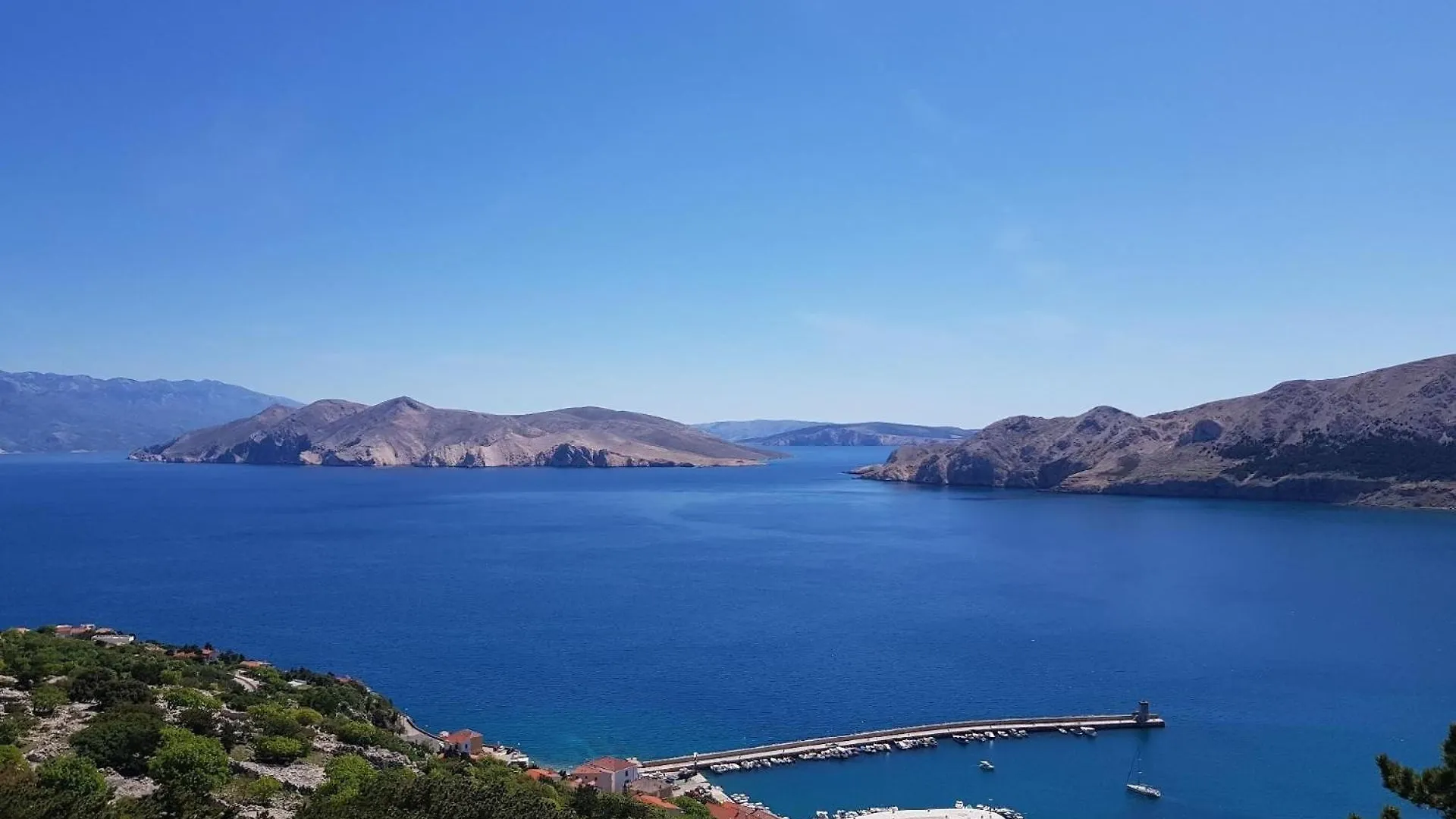 Ferienwohnung Fuer 2 Personen 1 Kind Ca 32 Qm In Baska, Kvarner Bucht Krk Croatia